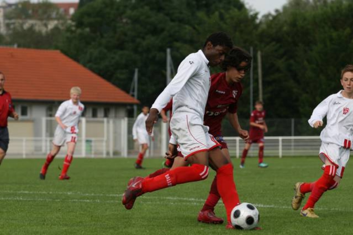 U14 Tournoi International de l APM METZ Football Club de Metz