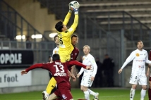 Amiens SC - FC Metz, 31° journée de Ligue 2   : L\'ancien Messin Romain Ruffier a sauvé les siens à plusieurs reprises. 